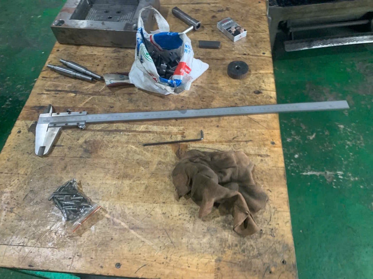 Fabrication Table at Lam Hong Plastic Company Limited